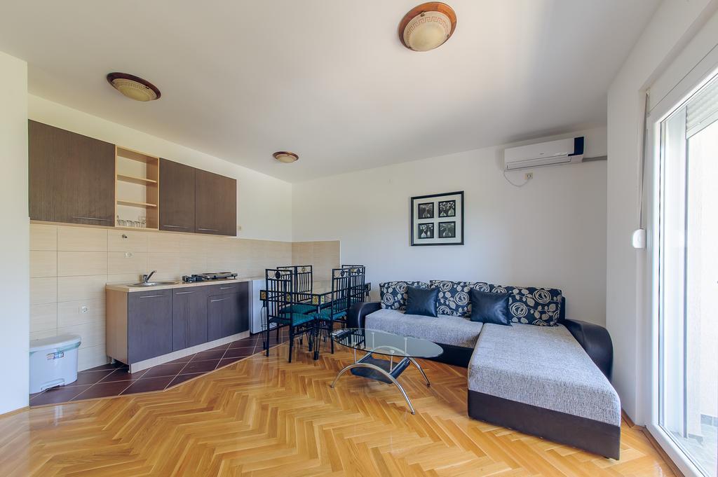 Novi Apartments Herceg Novi Esterno foto